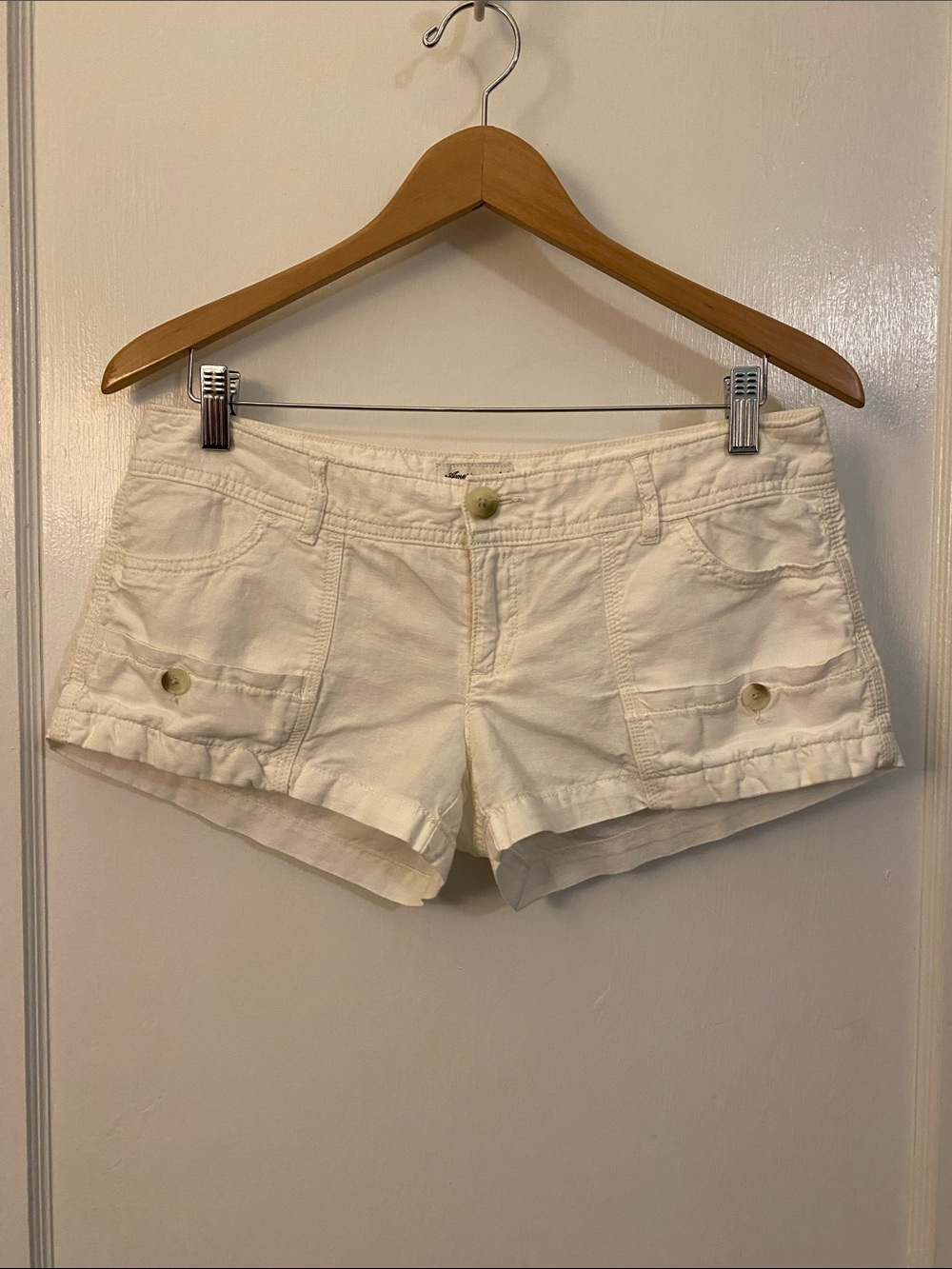 American Eagle Outfitters Low Rise Linen/Cotton Utility Cargo Shorts Size 4